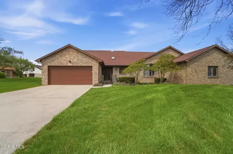 43 Trafalgar Bnd, Bowling Green, OH 43402