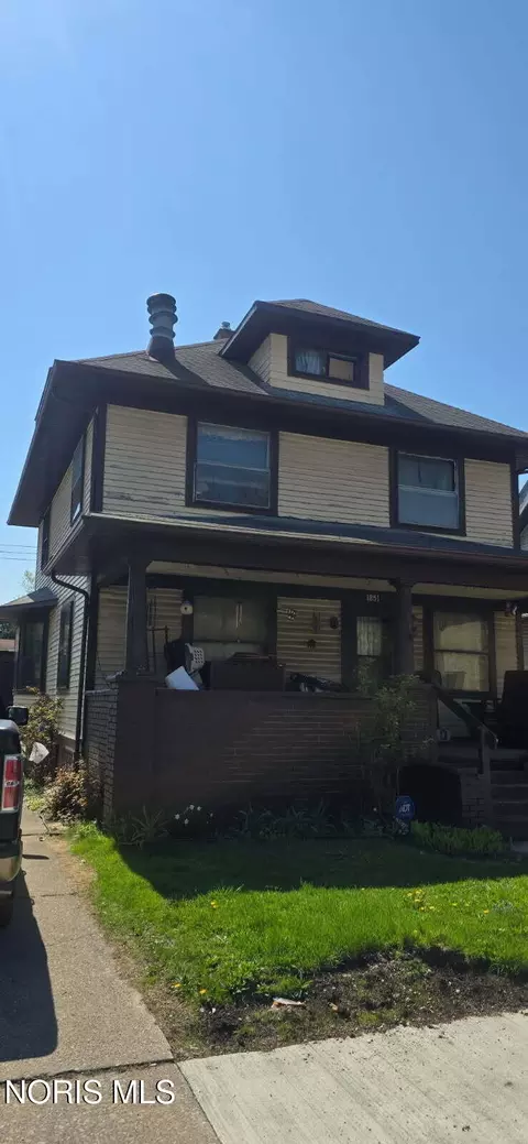 1851 Airport Hwy, Toledo, OH 43609