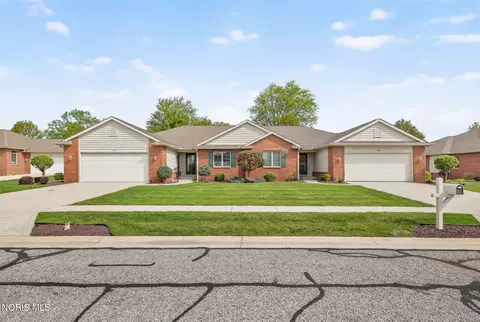 1156 Chelsea Ave, Napoleon, OH 43545
