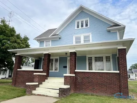 609 N Clinton St, Defiance, OH 43512
