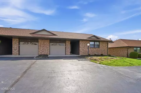 1717 Manor Hill Rd #5, Findlay, OH 45840