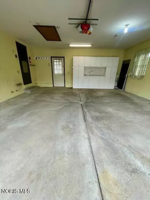 Other - 3262 Springtime Dr, Oregon, OH 43616 photo 1 of 3
