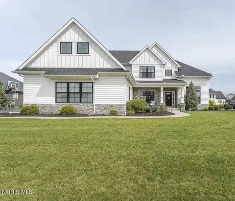 9312 Bowman Farms Ln, Sylvania, OH 43560