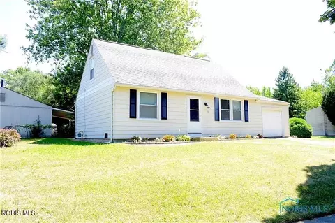 908 Burke Glen Rd, Toledo, OH 43607