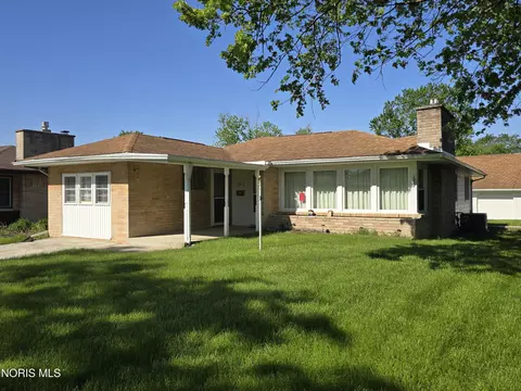 1934 Geffs Ave, Findlay, OH 45840