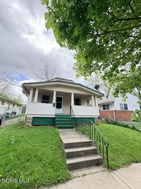 750 Baird St, Akron, OH 44306