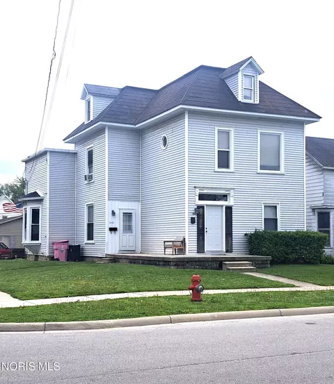 301 Howard St, Findlay, OH 45840