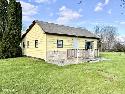 600 Perry St, Hicksville, OH 43526