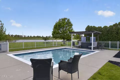 Exterior - 7617 Tournament Dr, Waterville, OH 43566 photo 5 of 11