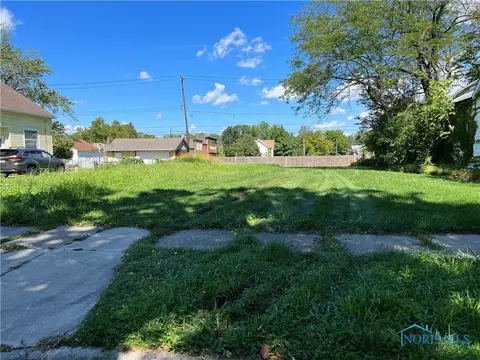 864 Colburn St, Toledo, OH 43609