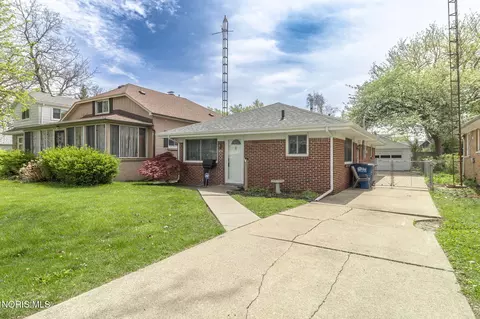 3054 123rd St, Toledo, OH 43611