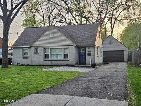 5627 Elliott Rd, Sylvania, OH 43560