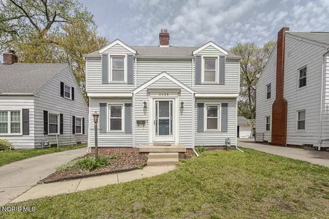 2426 Berdan Ave, Toledo, OH 43613