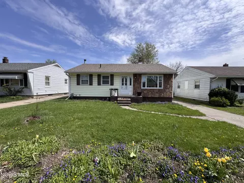 5058 Trimble Rd, Toledo, OH 43613