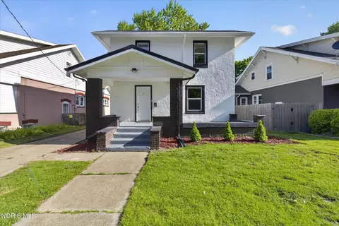 116 Yeager St, Napoleon, OH 43545