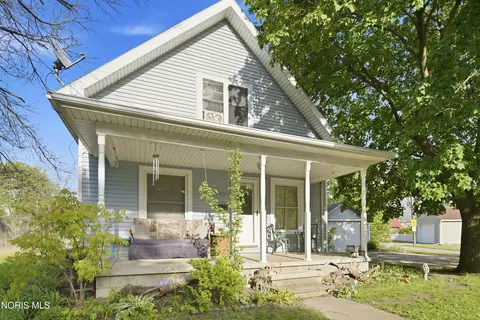211 Lime St, Woodville, OH 43469