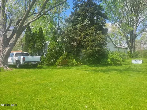 2984 Freyer Rd, Elida, OH 45807