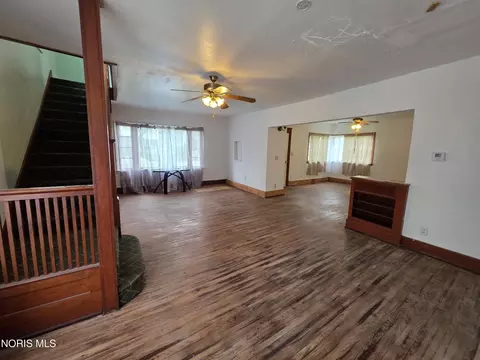 Living - 131 W Maple St, Deshler, OH 43516 photo 7 of 7