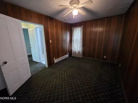 Bedroom - 131 W Maple St, Deshler, OH 43516 photo 2 of 7