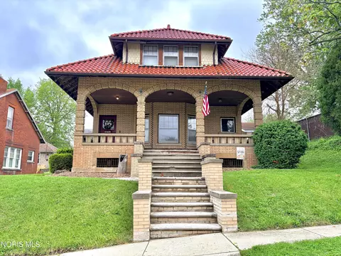 516 S Park Ave, Fremont, OH 43420