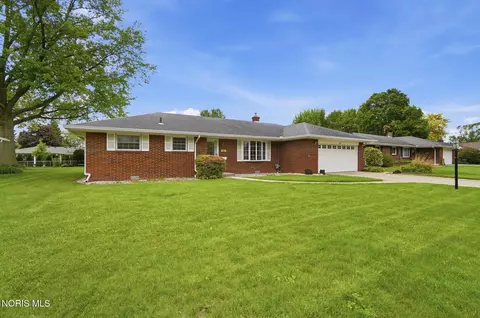 2278 Belvedere Dr, Toledo, OH 43614