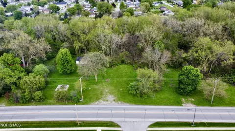 2601 Mechanic St, Oregon, OH 43616