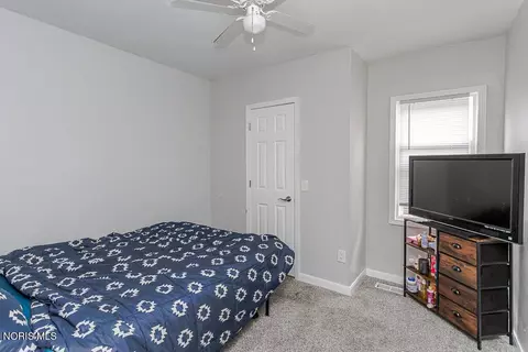 Bedroom - 628 Evesham Ave, Toledo, OH 43607 photo 7 of 8