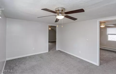 Bedroom - 628 Evesham Ave, Toledo, OH 43607 photo 2 of 8