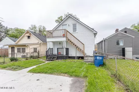 Exterior - 628 Evesham Ave, Toledo, OH 43607 photo 3 of 8