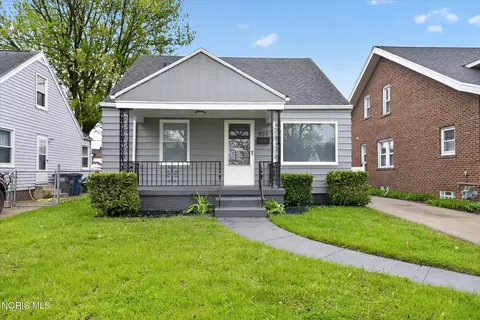 803 Mayfair Blvd, Toledo, OH 43612