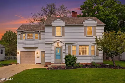 724 Inwood Pl, Maumee, OH 43537