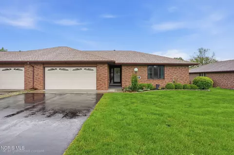 1807 Pebblestone Dr, Findlay, OH 45840
