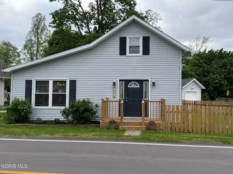206 Krotzer Ave, Luckey, OH 43443