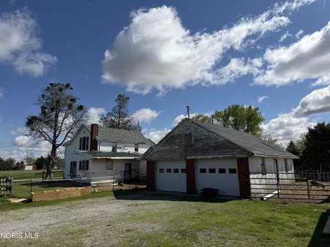 11081 County Road U, Napoleon, OH 43545