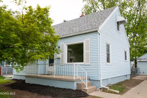 2627 108th St, Toledo, OH 43611