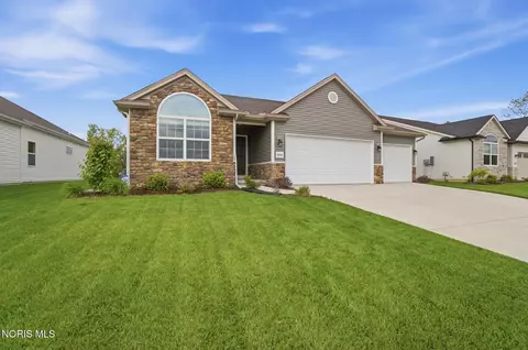 1001 Plum Grove Ln, Toledo, OH 43615