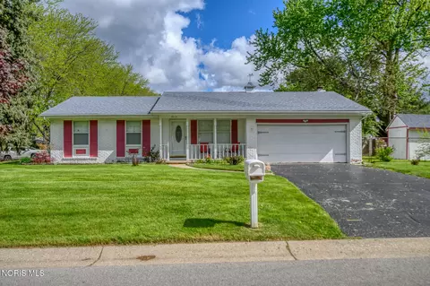 5006 Lynbridge Ln, Toledo, OH 43614
