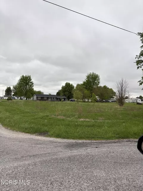3 Rd St, Rocky Ridge, OH 43458