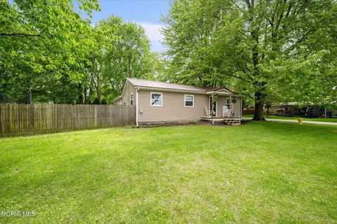 215 Reed St, Mcclure, OH 43534