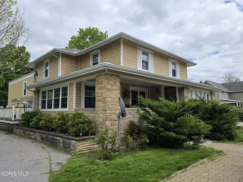 109 S High St, Pandora, OH 45877