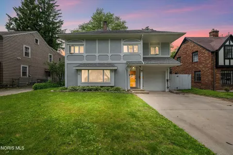 2717 Goddard Rd, Toledo, OH 43606