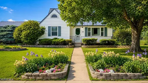 213 E Gerhart St, Edgerton, OH 43517