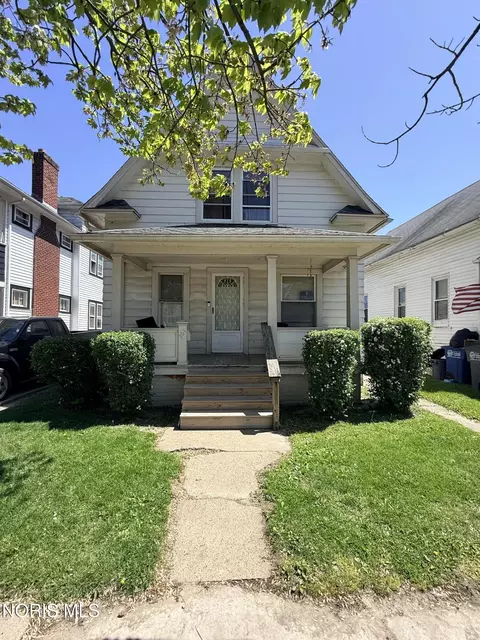 701 Thomas St, Toledo, OH 43609