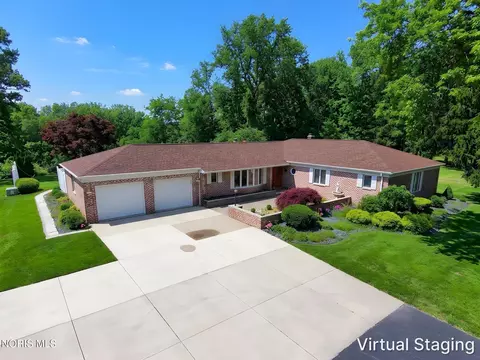 1250 Morrison Rd, Fremont, OH 43420