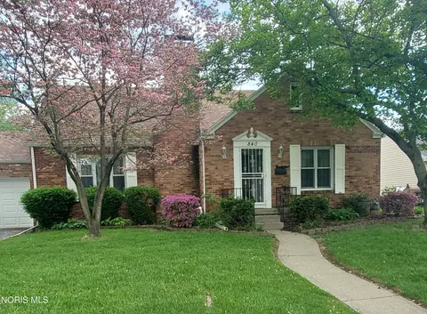 840 Carver Blvd, Toledo, OH 43607
