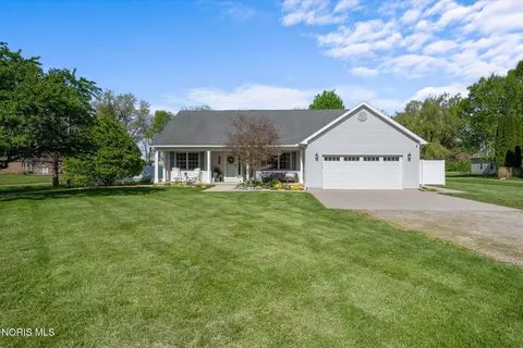 8940 S River Rd, Waterville, OH 43566
