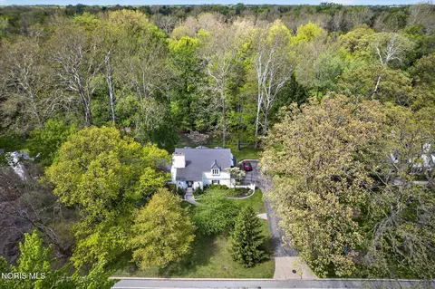 3700 W Bancroft St, Ottawa Hills, OH 43606