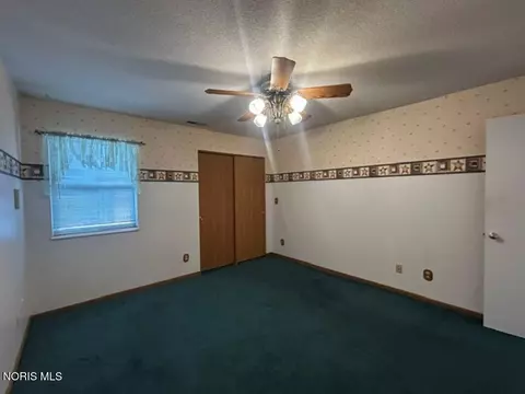 Bedroom - 1609 Colonial Ln, Bryan, OH 43506 photo 3 of 5