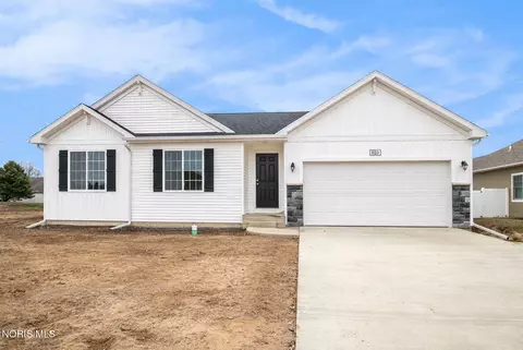 1123 Clairmont Ave, Napoleon, OH 43545