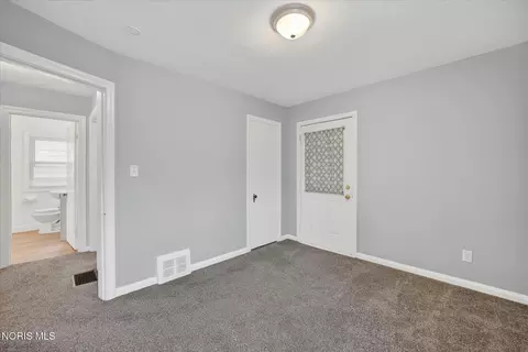 Bedroom - 2120 Marlow Rd, Toledo, OH 43613 photo 3 of 3